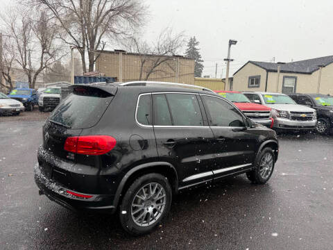 Volkswagen Tiguan 4MOTION 4dr Auto R-Line 2016