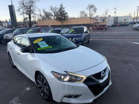 Nissan Maxima 4dr Sdn 3.5 SR 2016