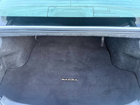 Nissan Maxima 4dr Sdn 3.5 SR 2016