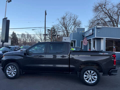 Chevrolet Silverado 1500 4WD Crew Cab 147" Custom 2021
