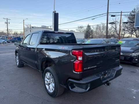 Chevrolet Silverado 1500 4WD Crew Cab 147" Custom 2021