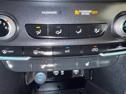 Hyundai Santa Fe SEL 2.4L Auto AWD 2020