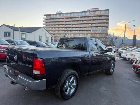 RAM 1500 Big Horn 4x4 Quad Cab 6'4" Box 2017
