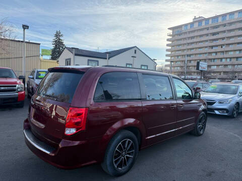 Dodge Grand Caravan GT Wagon Fleet 2017