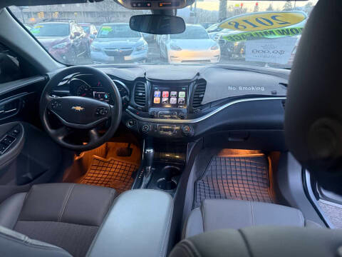 Chevrolet Impala 4dr Sdn LS w/1FL 2018