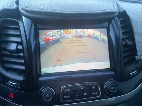 Chevrolet Impala 4dr Sdn LS w/1FL 2018