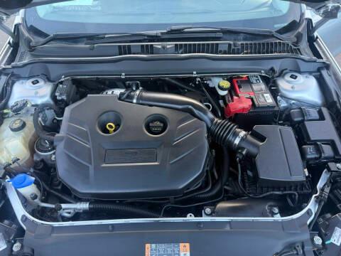 Ford Fusion 4dr Sdn Titanium FWD 2014