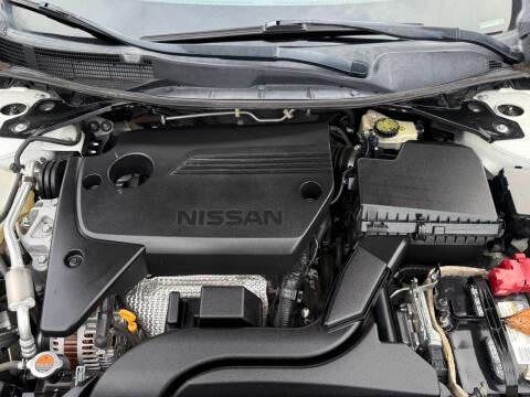 Nissan Altima 4dr Sdn I4 2.5 SL 2016