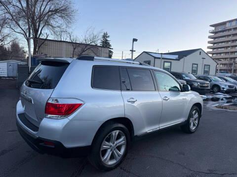 Toyota Highlander 4WD 4dr V6 Limited (Natl) 2013