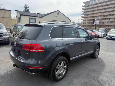 Volkswagen Touareg 4dr TDI Lux *Ltd Avail* 2012