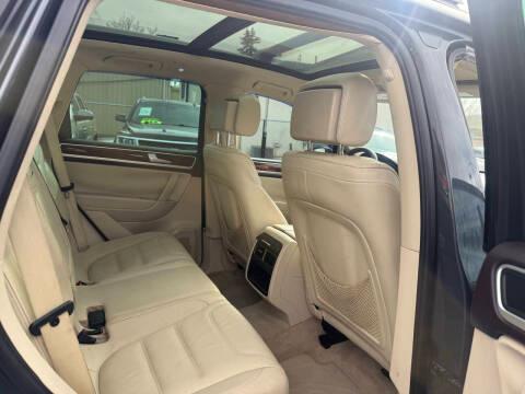 Volkswagen Touareg 4dr TDI Lux *Ltd Avail* 2012