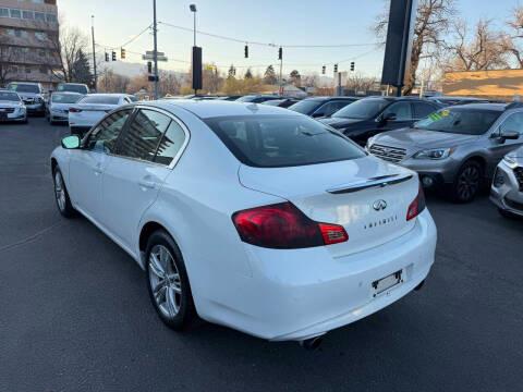 Infiniti G37 Sedan 4dr x AWD 2011