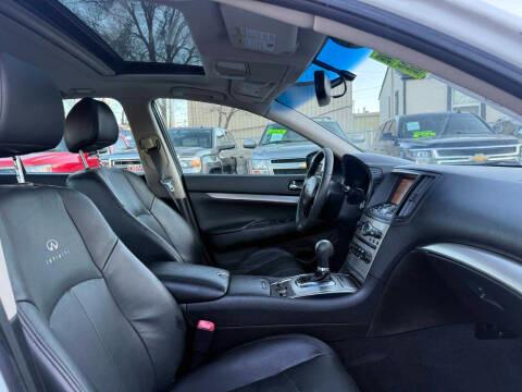 Infiniti G37 Sedan 4dr x AWD 2011