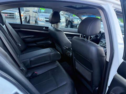 Infiniti G37 Sedan 4dr x AWD 2011