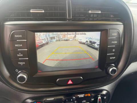 Kia Soul X-Line IVT 2021