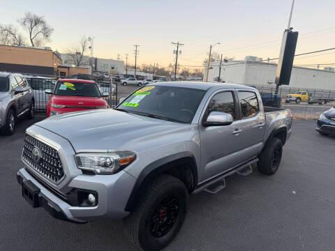 Toyota Tacoma 4WD TRD Off Road Double Cab 5' Bed V6 AT (Natl) 2019
