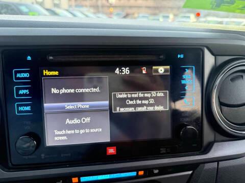 Toyota Tacoma 4WD TRD Off Road Double Cab 5' Bed V6 AT (Natl) 2019