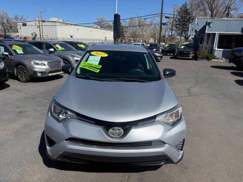 Toyota RAV4 LE AWD (Natl) 2017