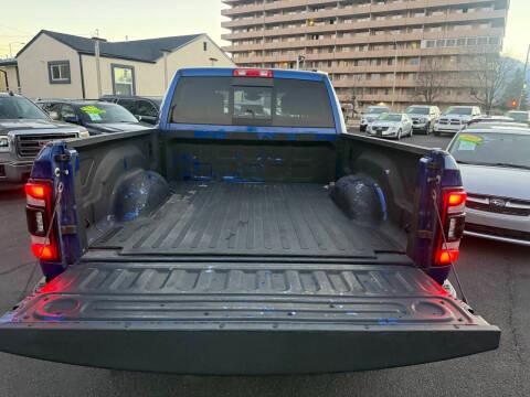 RAM 2500 Power Wagon 4x4 Crew Cab 6'4" Box 2019