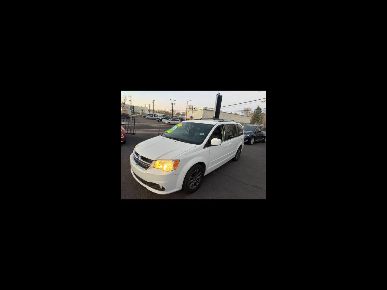 2017 Dodge Grand Caravan SXT Wagon