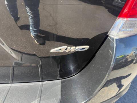 Toyota Highlander 4WD 4dr V6 (Natl) 2013