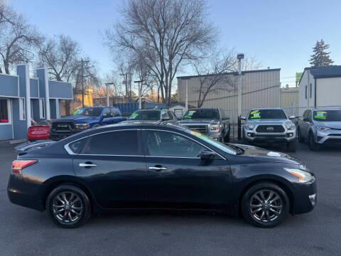 Nissan Altima 4dr Sdn I4 2.5 S 2015