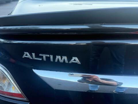 Nissan Altima 4dr Sdn I4 2.5 S 2015