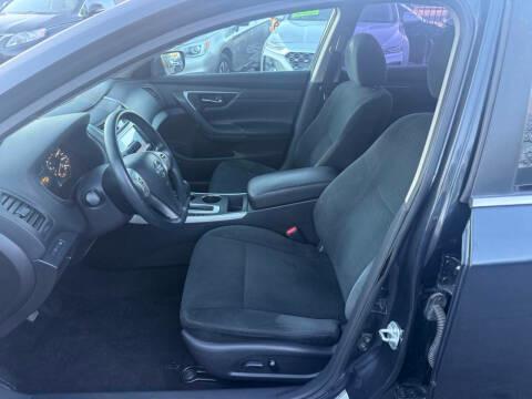 Nissan Altima 4dr Sdn I4 2.5 S 2015