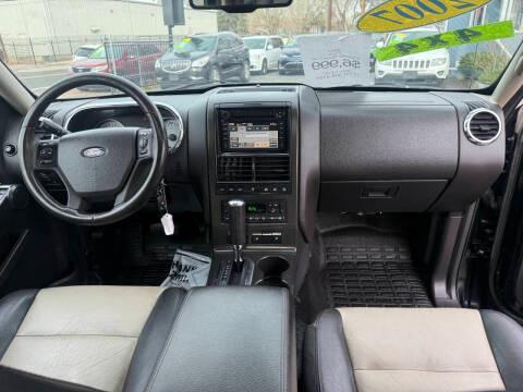 Ford Explorer Sport Trac 4WD 4dr V8 Limited 2007