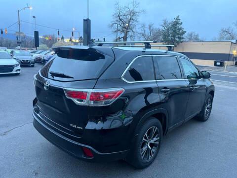 Toyota Highlander AWD 4dr V6 XLE (Natl) 2016
