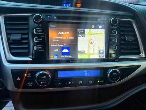 Toyota Highlander AWD 4dr V6 XLE (Natl) 2016