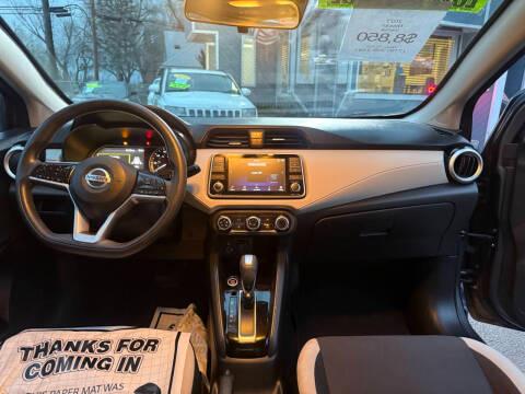 Nissan Versa SV CVT 2021