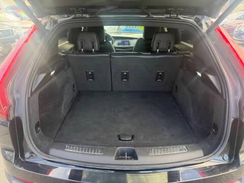 Cadillac XT4 AWD 4dr Premium Luxury 2020