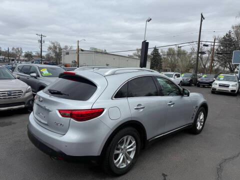 Infiniti QX70 AWD 4dr 2015