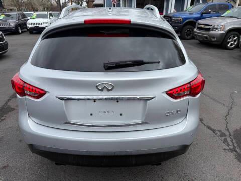 Infiniti QX70 AWD 4dr 2015