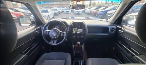 Jeep Patriot 4WD 4dr Latitude 2016