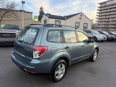 Subaru Forester 4dr Auto 2.5X 2012