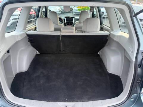 Subaru Forester 4dr Auto 2.5X 2012