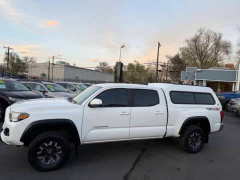 Toyota Tacoma TRD Off Road Double Cab 6' Bed V6 4x4 AT (Natl) 2017