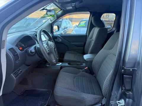 Nissan Frontier King Cab 4x4 SV Auto 2020