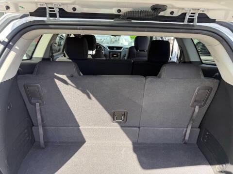 Chevrolet Traverse AWD 4dr LT w/1LT 2017