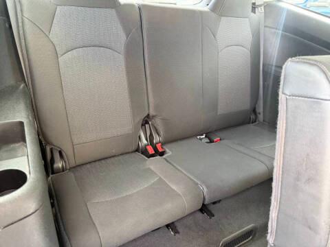 Chevrolet Traverse AWD 4dr LT w/1LT 2017