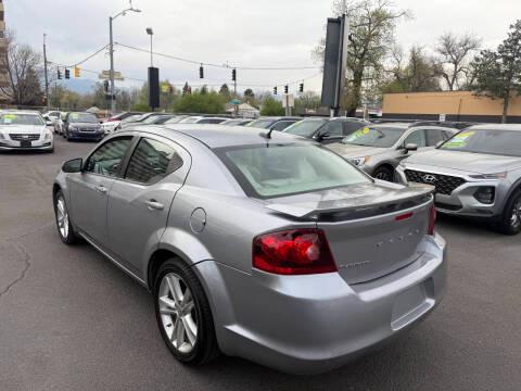 Dodge Avenger 4dr Sdn SXT 2013