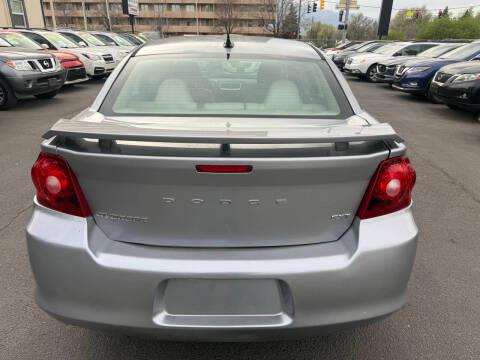 Dodge Avenger 4dr Sdn SXT 2013