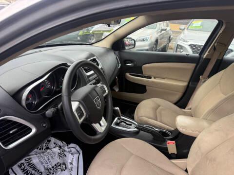 Dodge Avenger 4dr Sdn SXT 2013