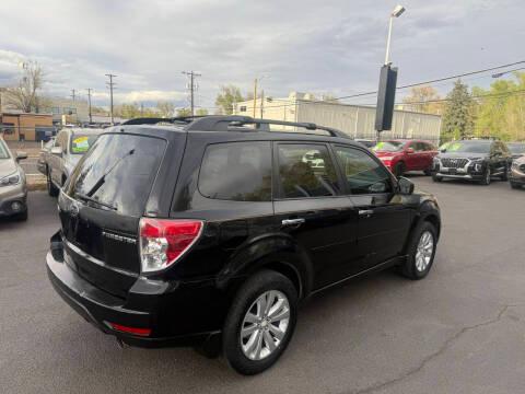 Subaru Forester 4dr Auto 2.5X Premium 2012