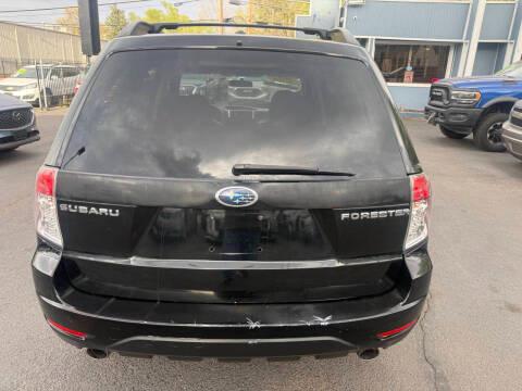 Subaru Forester 4dr Auto 2.5X Premium 2012