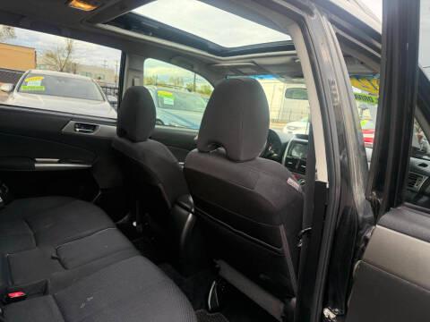 Subaru Forester 4dr Auto 2.5X Premium 2012