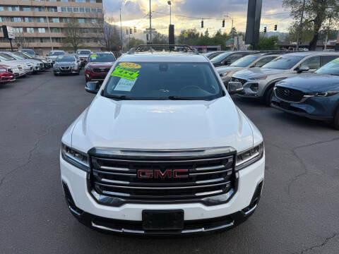 GMC Acadia AWD 4dr AT4 2022