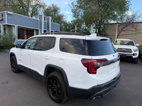 GMC Acadia AWD 4dr AT4 2022